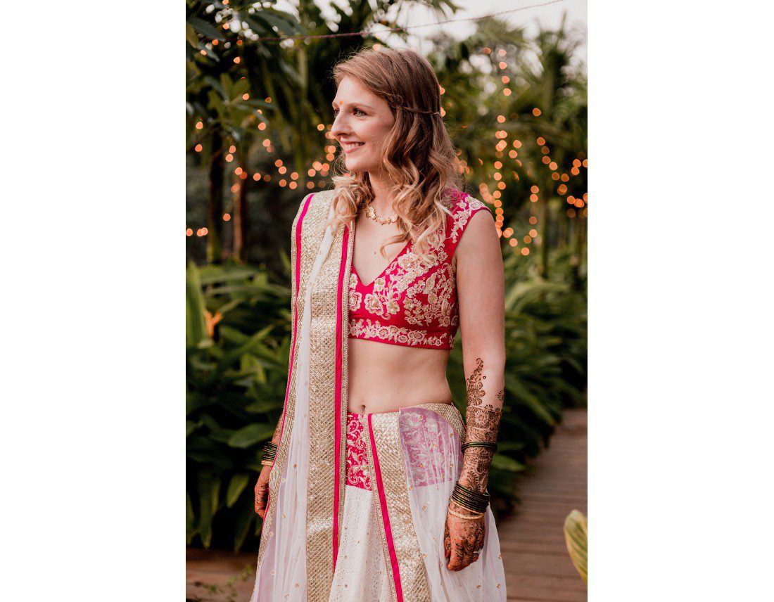 La mariée en sari rose.